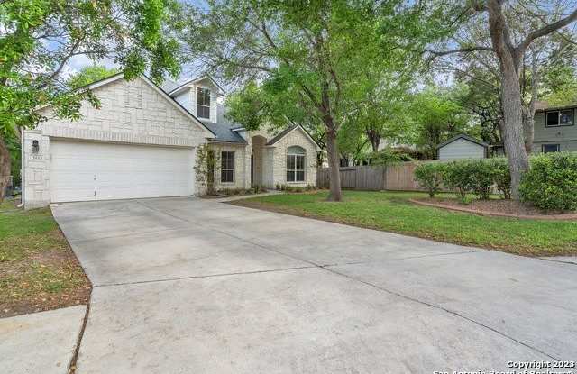 13443 BLACKSTONE