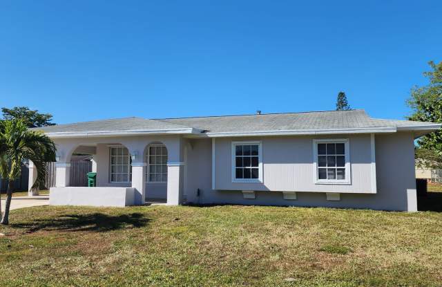 3 BR 2 BA Rental - 249 Northeast Camelot Drive, Port St. Lucie, FL 34983