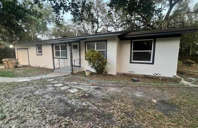 Photo of 16146 Wallace Street