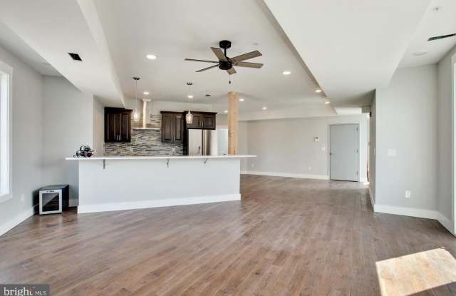 Photo of 1811 RIDGE AVENUE