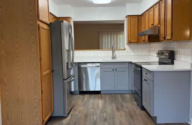 18272 ROLLING MEADOW Way