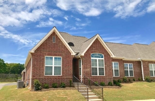 8847 Glen Crossing - 8847 Glen Xing, Olive Branch, MS 38654