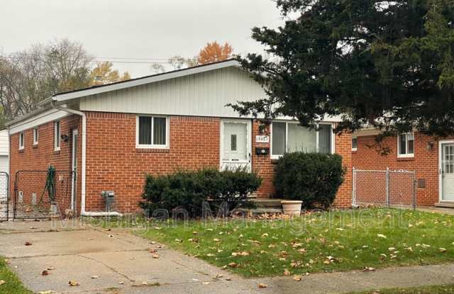 19467 Saint Francis St