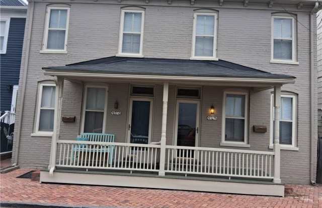 Photo of 424 Queen Street