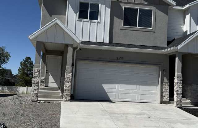 727 N 150 E Downstairs - 1