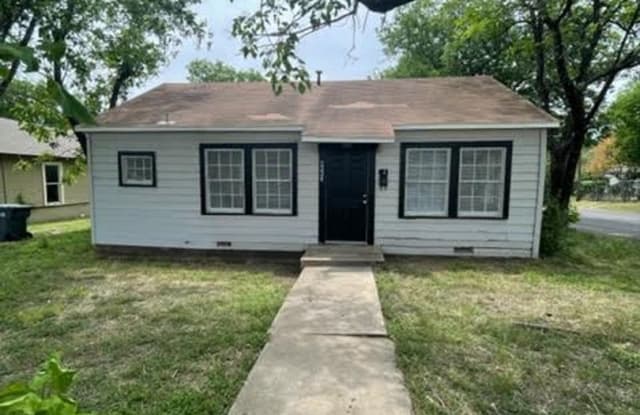 2224 Cumberland Ave - 2224 Cumberland Avenue, Waco, TX 76707