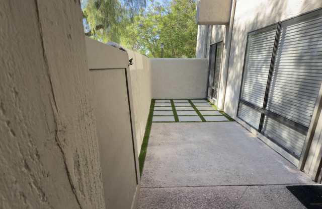 3000 Associated Road