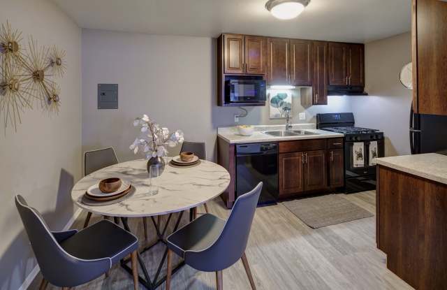 Photo of Woodlands of Crest Hill