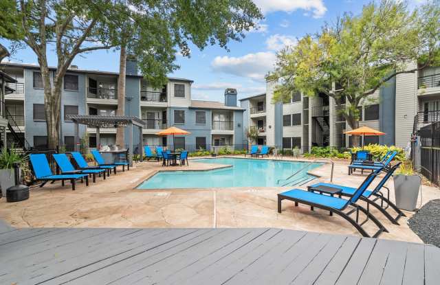 The Huxley at Medical Center