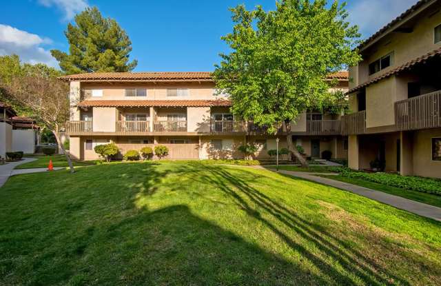 Wilbur Oaks Apartments