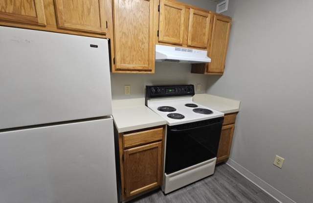 15 Harbor Point Blvd.