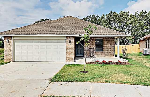 Wonderful 3 Bedroom 2 Bath Home Near Tinker AFB