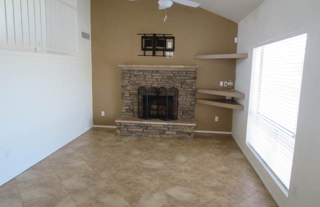 6917 W CHOLLA Street