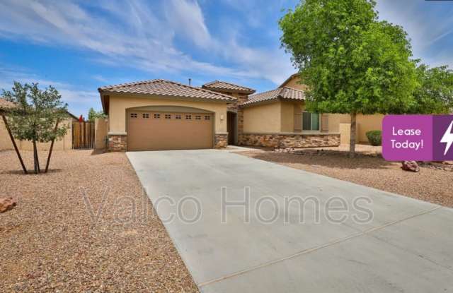 930 E Drexel Dr