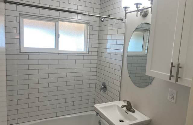 Photo of 4110 - 4114 Arizona Street