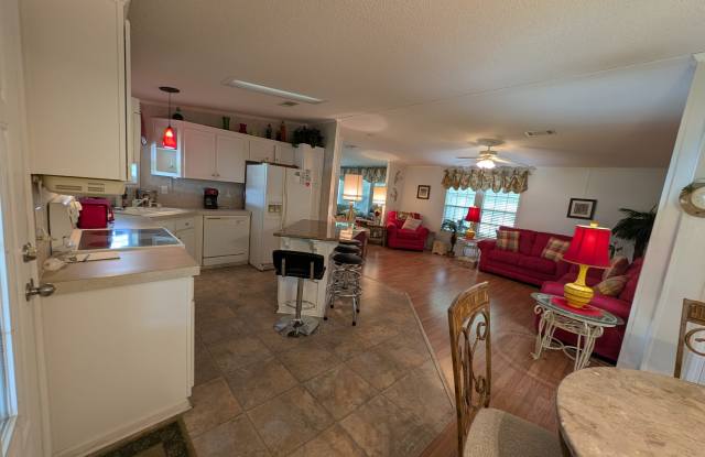 10045 Wellington Avenue