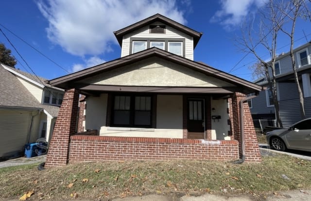 145 Hereford Ave - 145 Hereford Avenue, Ferguson, MO 63135