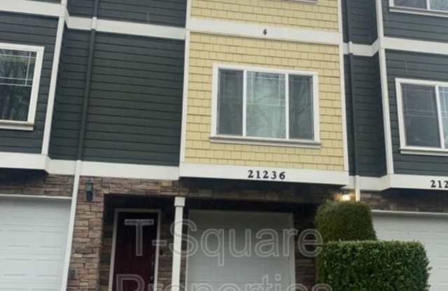 21236 11th Dr SE