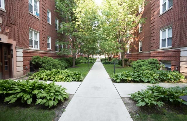 4721 S. Ellis Avenue