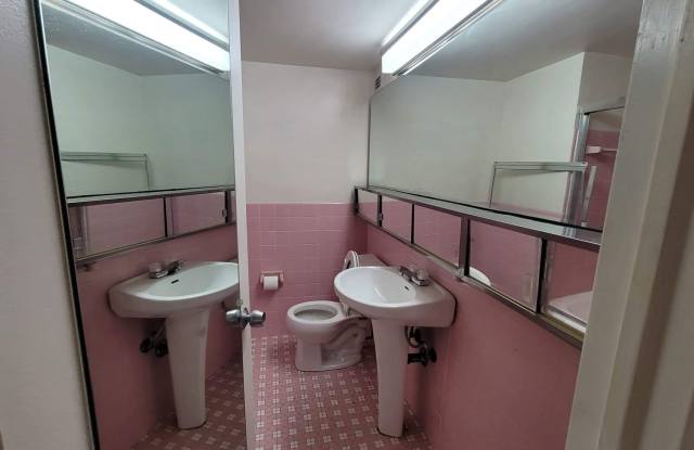 Photo of 1301 N Harrison Street - #1403