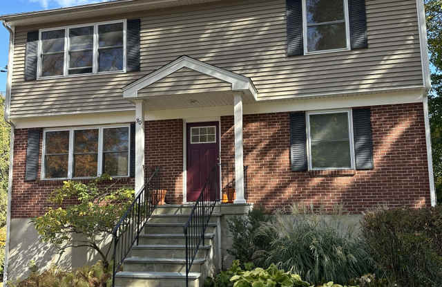 Photo of 30 Summit Road