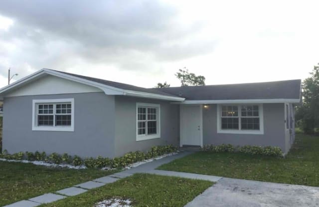 611 Southwest 12th Avenue - 611 SW 12th Ave, Homestead, FL 33030