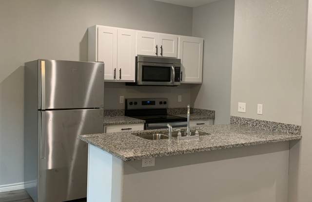 Brand New 1-Bedroom Apartment in the Heart of Lindale!