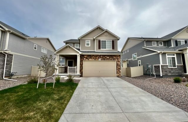 3659 Hazelwood Ln - 3659 Hazelwood Ln, Johnstown, CO 80534