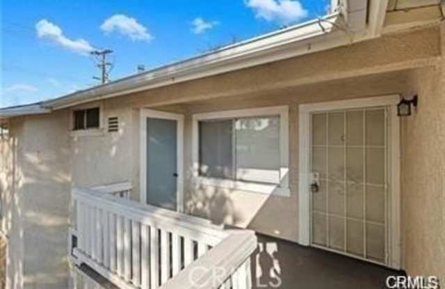 Photo of 955 W Devonshire