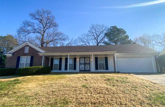 4 bed, 2 bath with over 2200 sq feet near Stage Rd and Old Brownsville - 2756 Stage Park Drive, Memphis, TN 38134