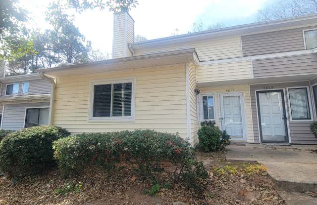 Photo of 5817 Shady Grove Cir