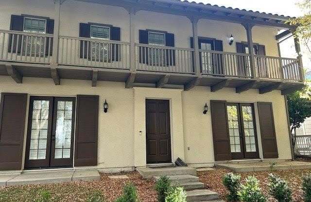 Photo of 2744 Redbridge Rd