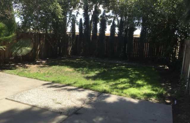 4262 Chinquapin Way - 4262 Chinquapin Way, Sacramento, CA 95823