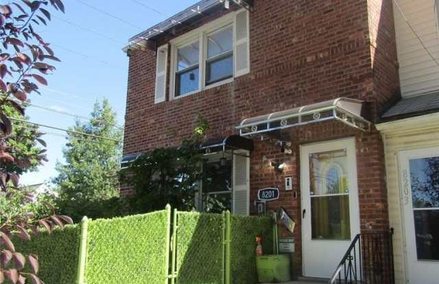 Photo of 82-01 251 Street