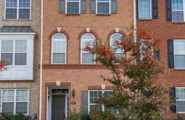 23134 Dunlop Heights Terrace