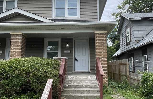 916 N Tuxedo Street