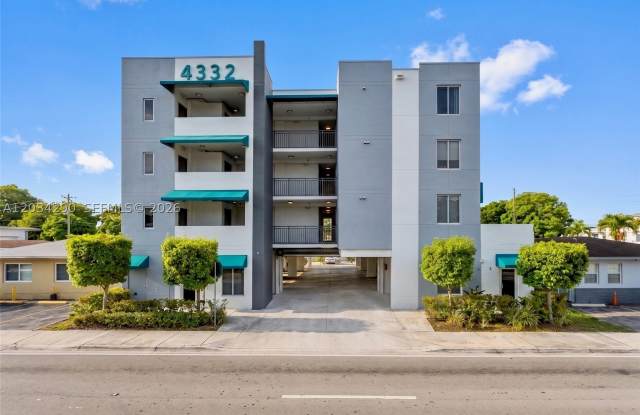 4332 W Flagler
