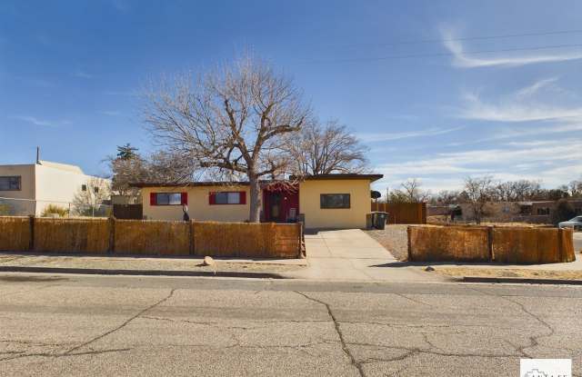 Single Family Centrally Located Available Now!