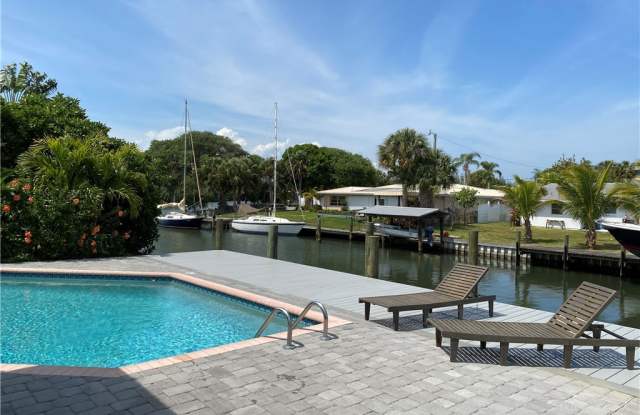 705 Bahia Mar Road