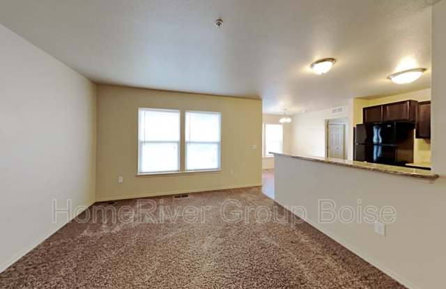 11112 W Brassy Cove Loop