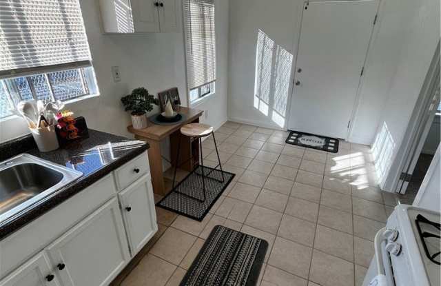 Photo of 4522 S. Normandie Avenue