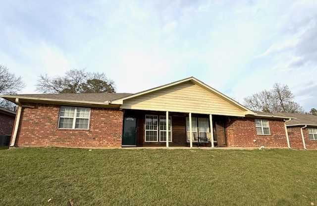 Photo of 908 Andrews St