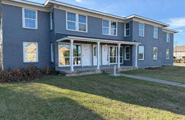 1101 2nd Street unit: 4