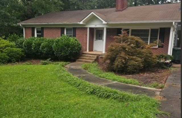 305 Augusta Road