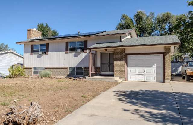 Photo of 7210 Millbrook Court