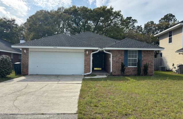 Conveniently located near NAS, shopping, restaurants, and more!