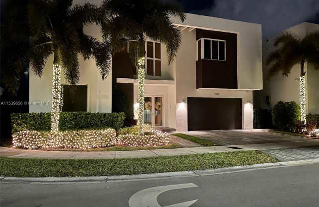 7550 NW 101st Ct