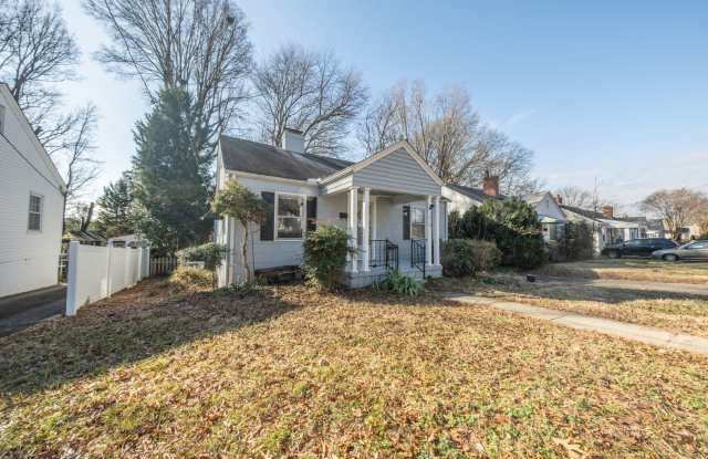 Photo of Charming 2-Bedroom, 1-Bath Home in Greensboro
