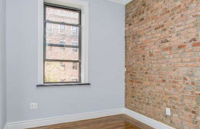 103 W 72nd St