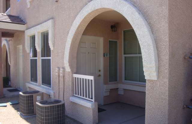 1 Bedroom in Chateau Nouveau with TWO car tandem attached garage